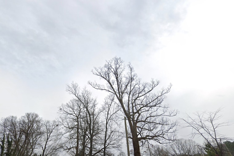 Charlotte Braces for Gusty Winds and Showers, National Weather Service Issues Advisory for Severe Storm Potential