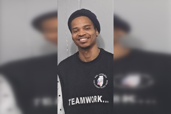 Chicago Police Seek Assistance in Locating Missing 33-Year-Old Deonte Moore Last Seen on South Oglesby