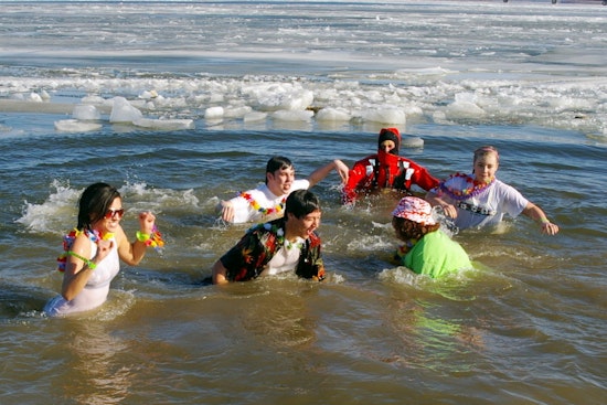 Chicago's Bravest Dive into Icy Lake Michigan for 25th Annual Polar Plunge, Boosting Special Olympics Fundraiser
