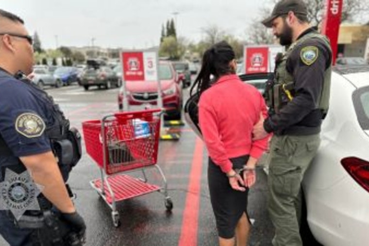 Clackamas County Sheriff's Office Arrests 25 in Organized Retail Crime Sting at Clackamas Promenade