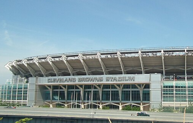 Cleveland Browns' Owners Propose $1.2 Billion Private Investment for New Dome Stadium in Brook Park with State Support