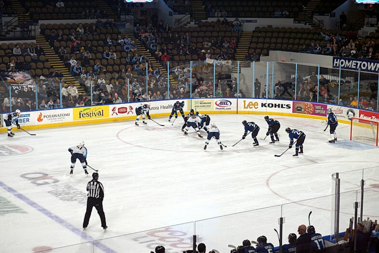 Cleveland Monsters Fall Short in Fierce Battle Against Hershey Bears,