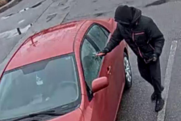 Columbus Police Seek Public Help to Identify Suspect in Aggravated Robbery on Parsons Avenue