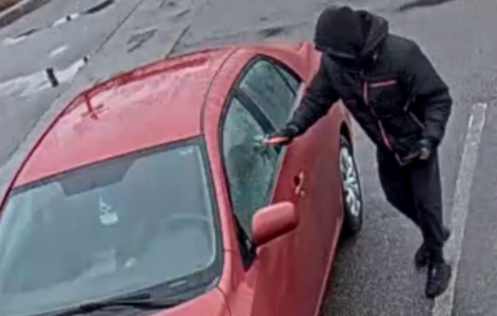 Columbus Police Seek Public Help to Identify Suspect in Aggravated Robbery on Parsons Avenue