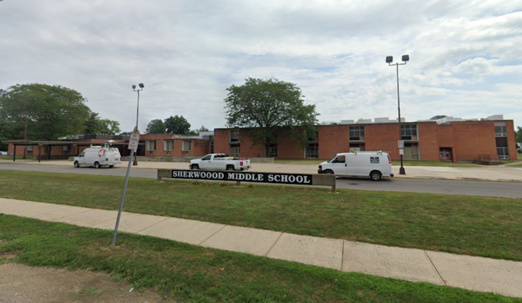Columbus Teacher Fuels Reading Passion with "Book Nook" Project at Sherwood Middle School