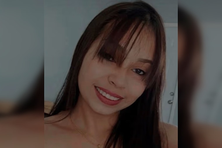 Community Appeals for Help to Locate Missing 15-Year-Old Julia Rodrigues-Lopez in Deerfield Beach