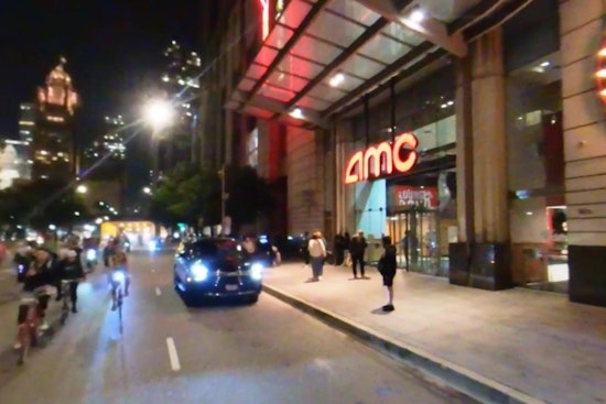 Connecticut Woman Shot in Arm in Chicago's Streeterville Neighborhood; Police Seek Person of Interest