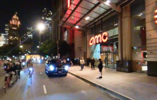 Connecticut Woman Shot in Arm in Chicago's Streeterville Neighborhood; Police Seek Person of Interest
