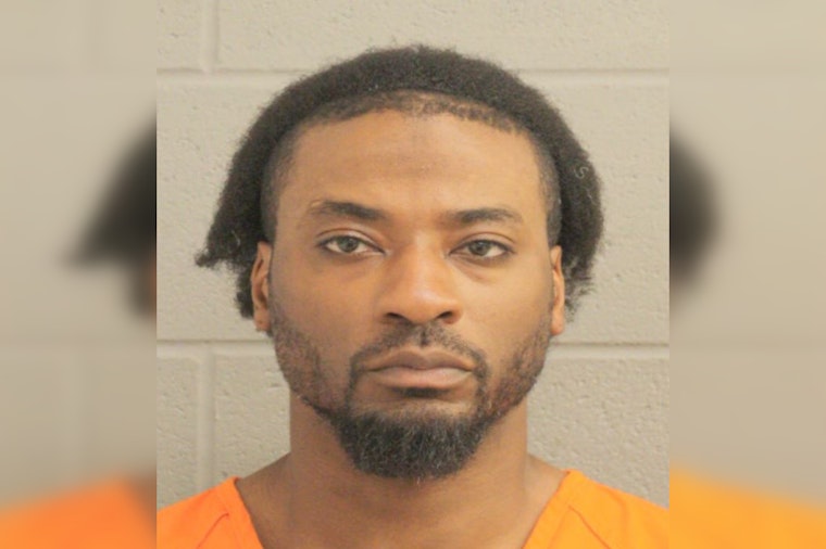 Convicted Felon Arrested After High-Speed Chase on Tomball Parkway, Charged with Evading Arrest