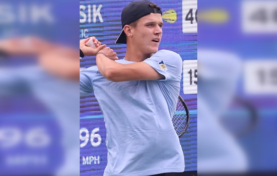 Czech Teen Sensation Jakub Mensik Clinches First ATP Trophy, Upsets Djokovic at Rain-Delayed Miami Open