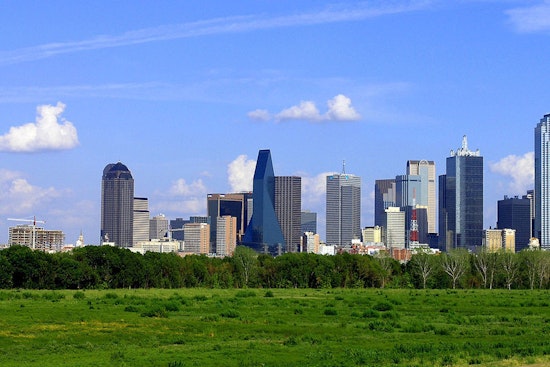 Dallas Braces for Varied Weather, Sunny Days, Showers, and Blustery Winds Ahead