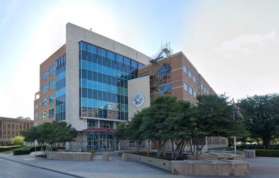 Dallas Police Beef Up Patrols, Implement New Traffic Control in Deep Ellum for Safer Weekends