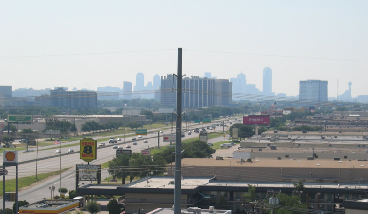 Dallas Under Wind Advisory with Gusts Up to 45 MPH, NWS Fort Worth Cautions Residents