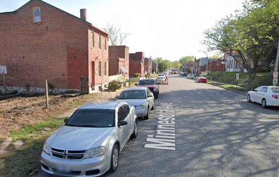 Delivery Driver Robbed at Gunpoint in St. Louis's Patch Neighborhood, Police Seek Suspect
