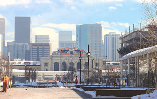 Denver Faces Weather Whiplash: Chilly Mornings, Warm Afternoons, and Weekend Snow in Store
