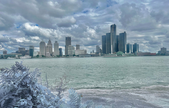 Detroit's Forecast: A Spring Mix of Sun, Starry Nights, and Showers Ahead