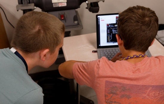Duval County Schools Introduce Career Exploration in Middle School Curriculum