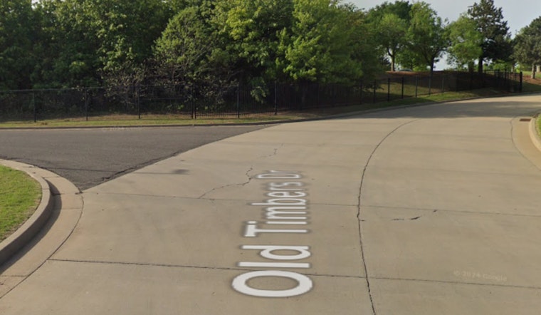 Edmond Joins "Keep Oklahoma Beautiful" Tire Reclamation Effort on Route 66