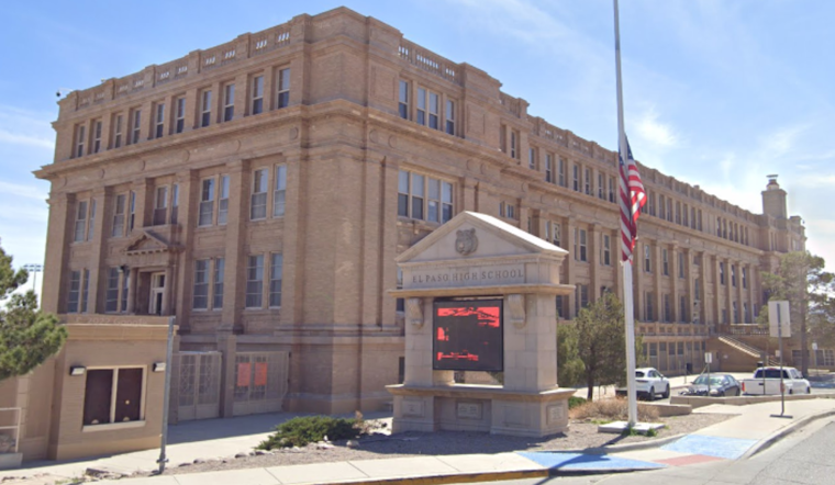 El Paso High School Soccer Teams Advance to Area Playoffs with Community Support