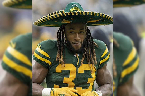 El Paso's Aaron Jones Secures $20M Extension with Minnesota Vikings After Stellar Season