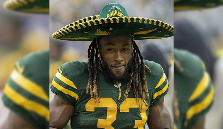 El Paso's Aaron Jones Secures $20M Extension with Minnesota Vikings After Stellar Season