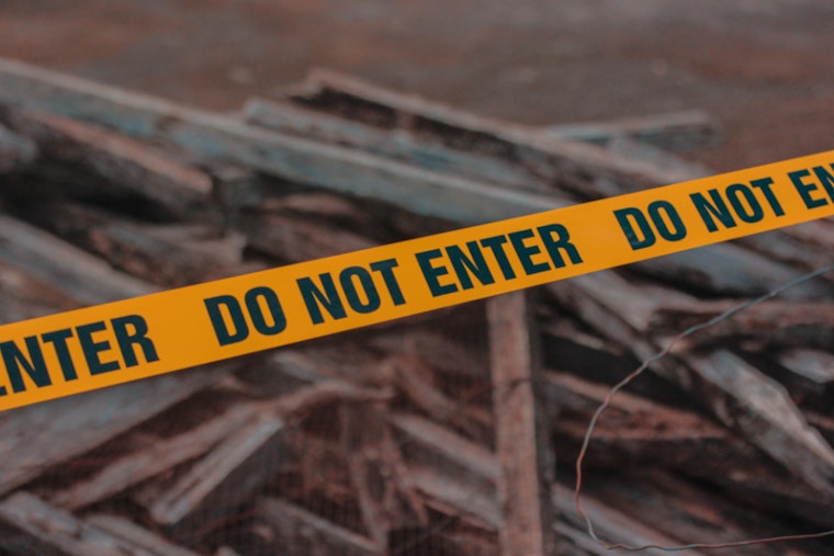 Elderly Man Perishes in Kaimuki Blaze; Honolulu Community Rallies Around Displaced Residents