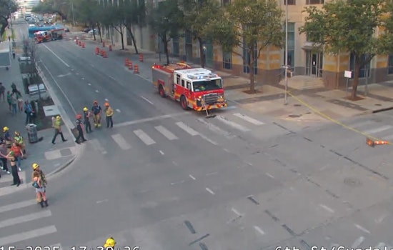 Falling Glass Panels Prompt Emergency Response and Street Closures in Downtown Austin