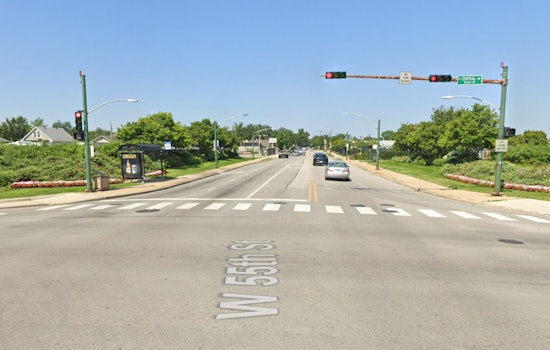 Fatal Collision Near Midway Airport Leaves One Dead, Five Injured in Garfield Ridge, Chicago