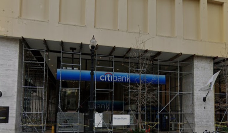 FBI Seeks Public's Help to Track Down Suspect in Loop Citibank Robbery