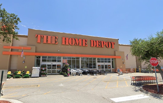 FEMA Offers Free Reinforcement Advice to Hurricane-Hit Port Charlotte Residents at Local Home Depot