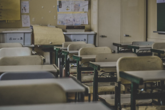 Florida Lawmakers Amend School Start Time Law, Offering Districts Flexibility Amidst Logistical Challenges