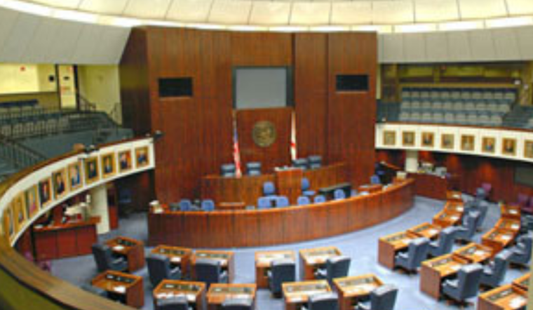 Florida Senate Passes "Trooper's Law" to Punish Tying Up Dogs in Extreme Weather