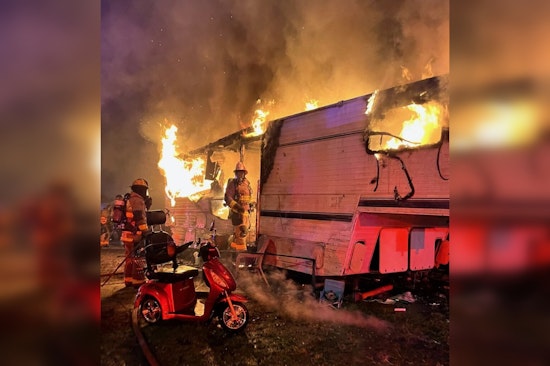 Fort Lauderdale Firefighters Extinguish Mobile Home Blaze in RV Park with No Injuries Reported