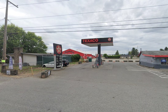 Group of Children Aged 11-14 Caught in Stolen Car in Enumclaw, Washington