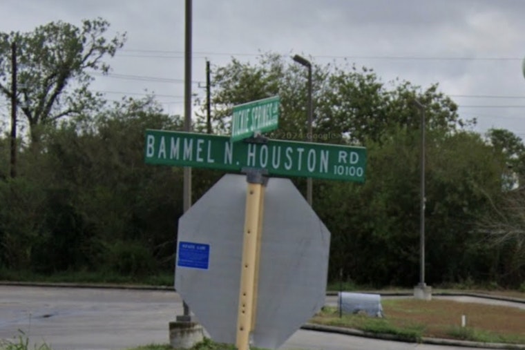 Gun Sale via Social Media Leads to Shootout in Northwest Harris County, Four Injured