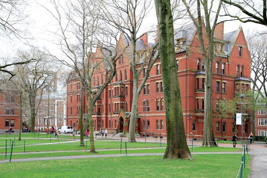 Harvard Smashes Economic Barriers, Offers Free Tuition to 86% of American Families
