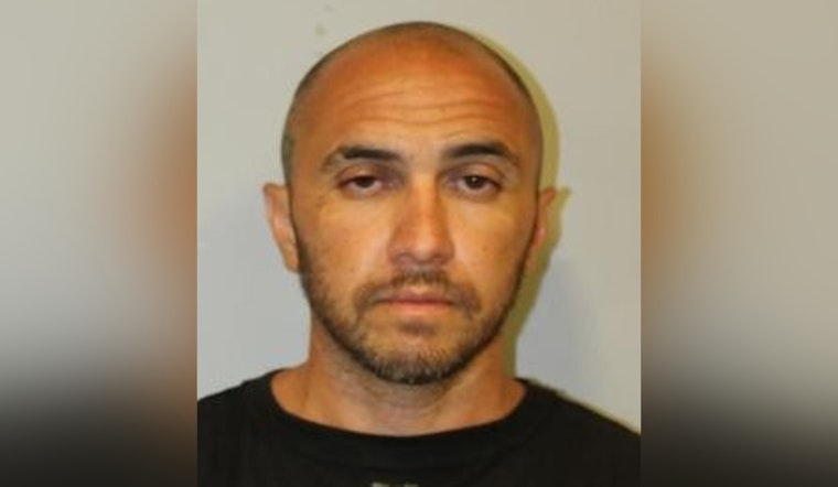 Hawaii Island Authorities on the Hunt for Wanted Man and Burglary Person of Interest Robert "Tamatoa" Teinauri-Carman