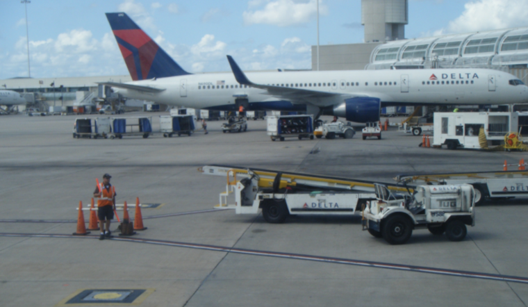 Heroic Traffic Controller thwarts Southwest Jet's Taxiway Nightmare at Orlando Airport
