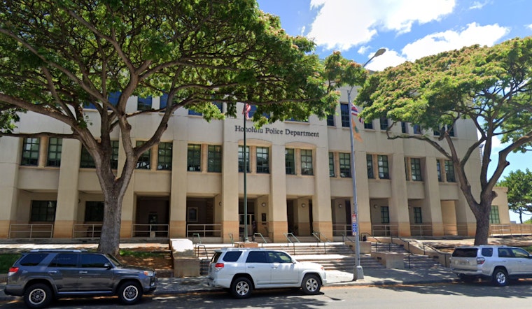 Honolulu Auto Theft Suspect Makes Unexpected Splash into Ala Wai Canal During Police Chase