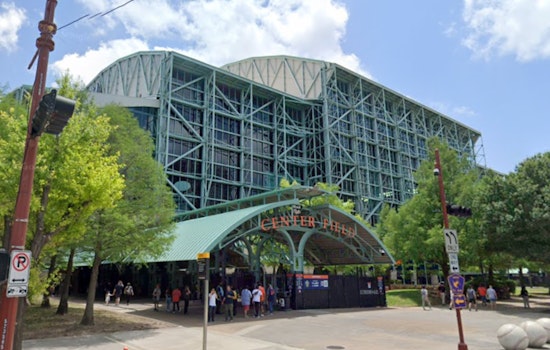 Houston Astros Fans Tackled by Sky-High Parking Fees at Daikin Park, Some Rates Exceed Ticket Prices