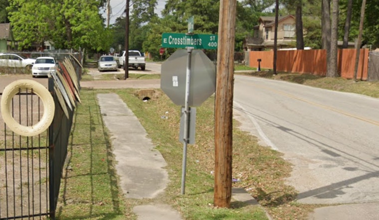 Houston Authorities Investigating Fatal Single-Vehicle Crash on East Crosstimbers Street