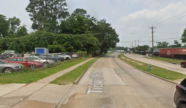 Houston Authorities Investigating Fatal Single-Vehicle Crash on Tidwell Road