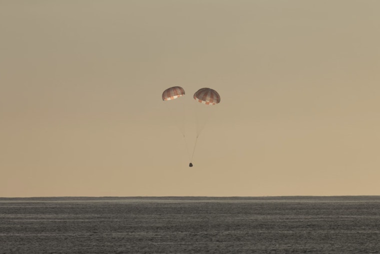 Houston Heroes Return as Astronauts' 9-Month Space Mission Ends with Gulf of Mexico Splashdown