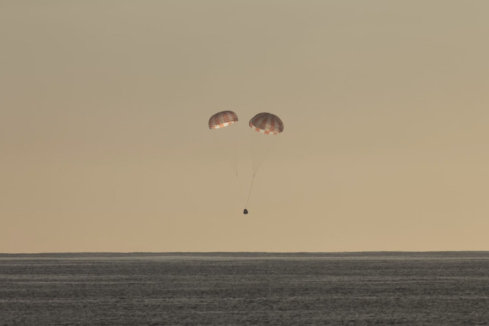 Houston Heroes Return as Astronauts' 9-Month Space Mission Ends with Gulf of Mexico Splashdown