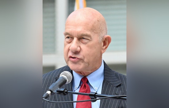 Houston Mayor John Whitmire Institutes Hiring Freeze Amid $350M Budget Shortfall