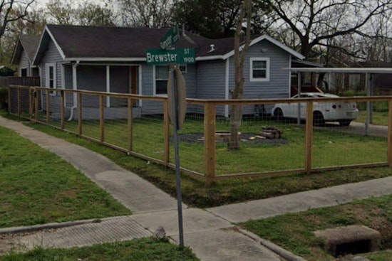 Houston Motorcyclist Succumbs to Injuries After Collision with Pickup Truck