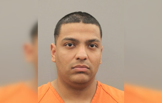 Houston Police Arrest One Suspect, Seek Another in Connection with Hillcroft Avenue Shooting