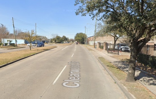 Houston Police Investigate Fatal Shooting of Jevon Clark on Clearwood Drive, Community Urged to Assist