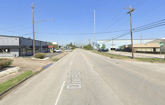 Houston Police Investigate Fatal Shooting of Young Man on Dixie Drive, Seek Public Assistance