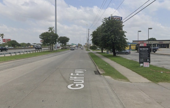Houston Police Investigate Fatal Stabbing on Gulf Freeway, Victim Identified as 23-Year-Old Otto Pop Coc